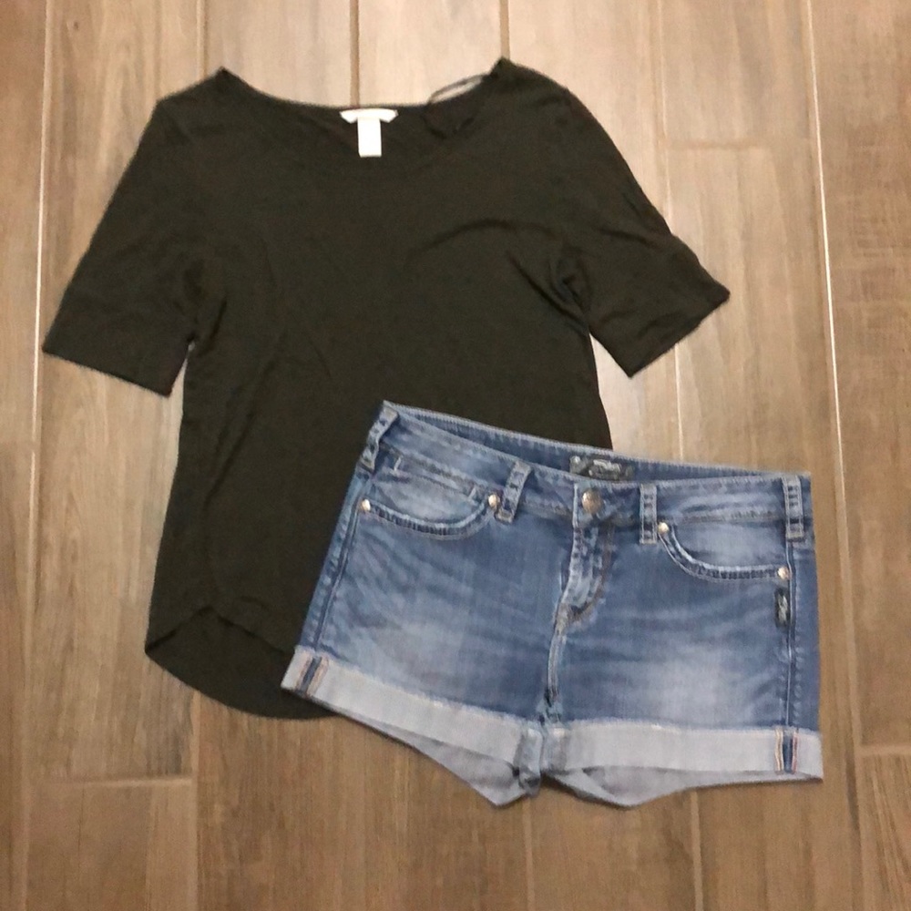 Basic H&M tee